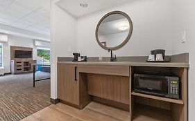 Hampton Inn & Suites Lake George